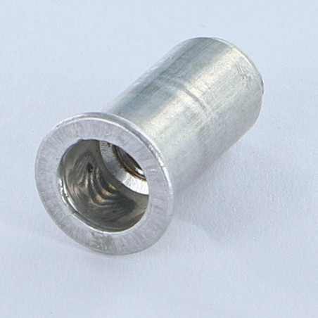 1 x Ecrou A sertir Tête plate TP Borgne M5X18 ALPB 30 Aluminium
