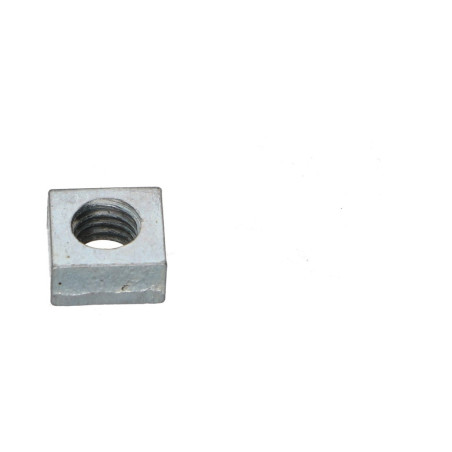 1 x Ecrou carré M5 8X8X4 Acier zingué