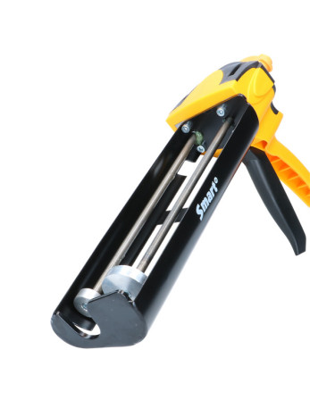 Pistolet pour cartouche 585 ML