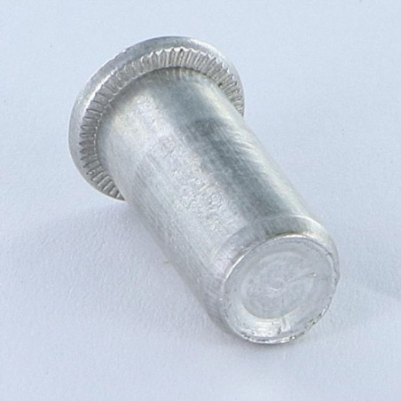1 x Ecrou A sertir Tête plate TP Borgne M6X20.5 ALPB 25 Aluminium