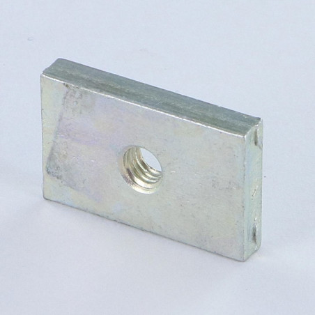 1 x Ecrou Rectangulaire M6 17X20X6 Acier zingué