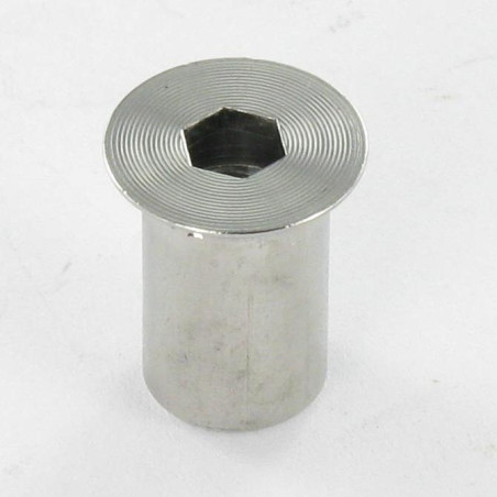 1 x Combifix Ecrou relieur Tête fraisée Diamètre de tête: 14 Diamètre du corps 10 Longueur total 17 M8 Clé de 5 HC5
