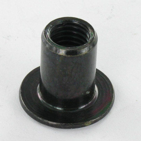 1 x Combifix Ecrou relieur Tête plate Diamètre de tête: 22.5 Diamètre du corps 13 Longueur sous tête 18 M10 Acier