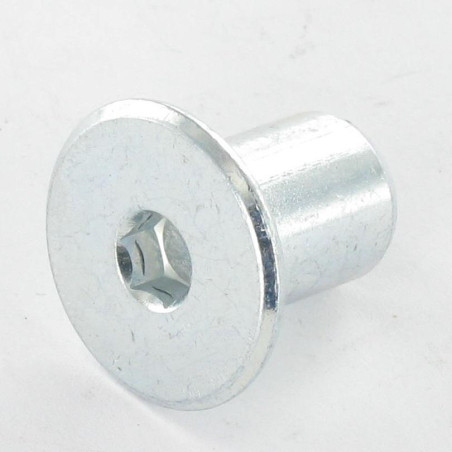 1 x Combifix Ecrou relieur Tête plate Diamètre de tête: 22.5 Diamètre du corps 13 Longueur sous tête 18 M10 Acier