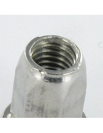 Ecrou A sertir Inox Tête plate Hexagonal M4X11 INPTH 20
