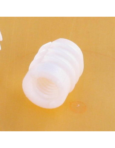 1 x Ecrou à FRAPPER nylon naturel M4 8X8