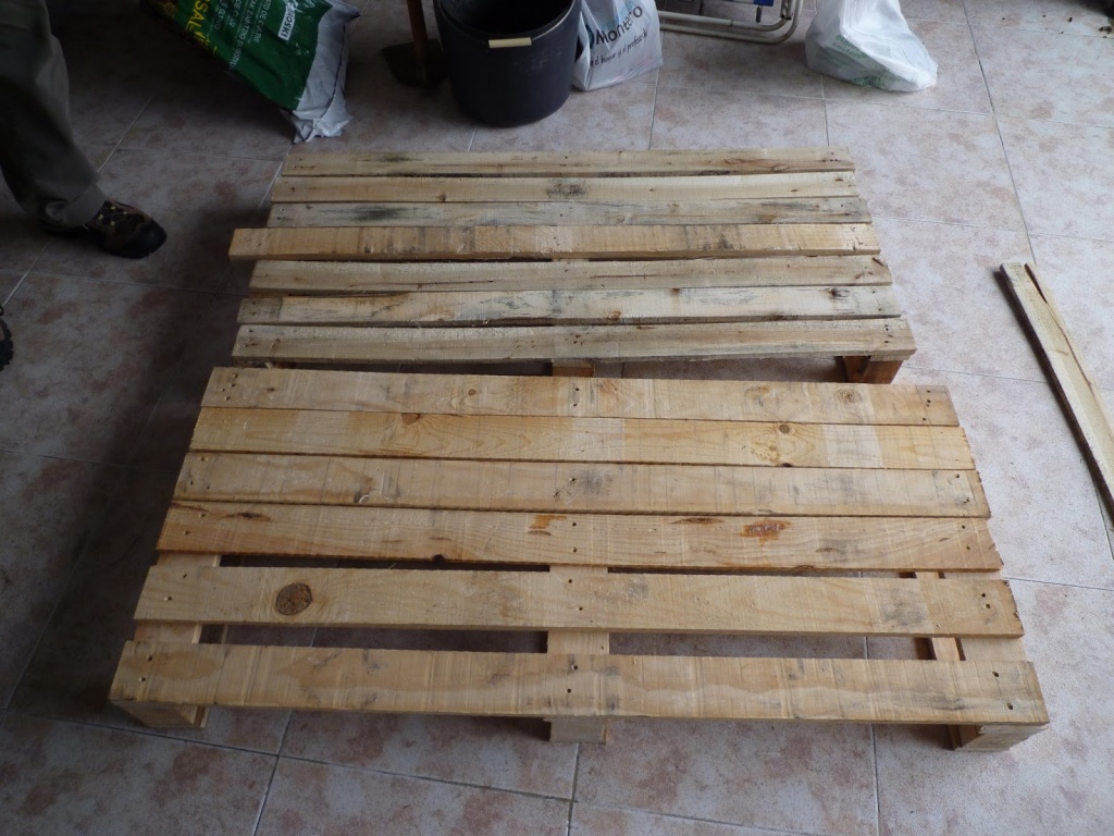 fixation de tasseaux de la table