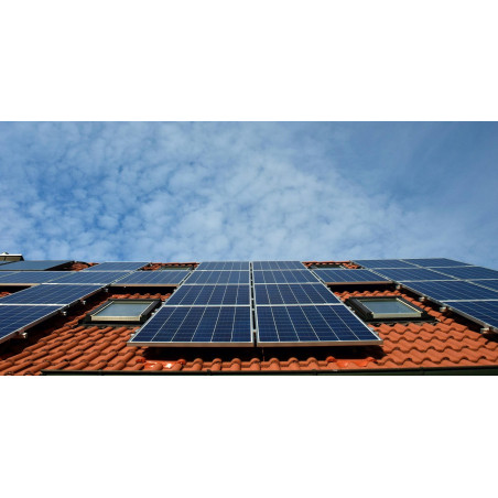 Fixation pour panneau solaire et climatiseur